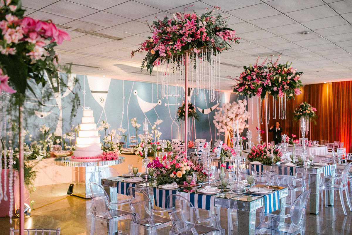 Decoração de casamento em Hotel Brasília Palace. Foto feita pelo fotógrafo de casamento Rafael Ohana em Brasília-DF. Decoração de Virgínia D´Arc