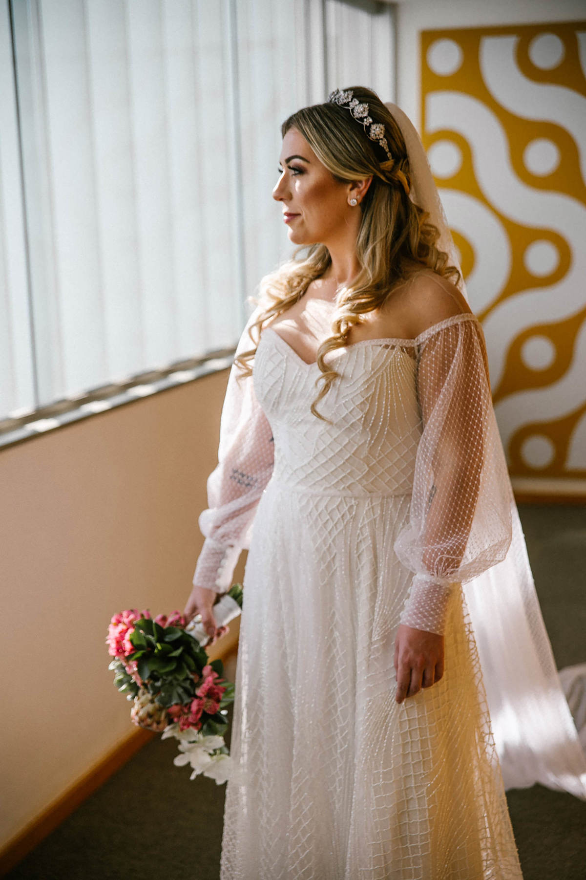 Noiva vestindo vestido da Mandie em Hotel Brasília Palace. Foto feita pelo fotógrafo de casamento Rafael Ohana em Brasília-DF.
