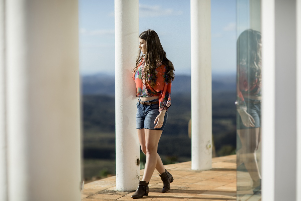 Ensaio de 15 anos no templo do Paraíso na Terra. Foto feita pelo fotógrafo Rafael Ohana