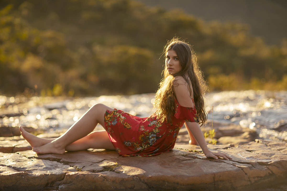 Ensaio de 15 anos  com por do sol e golden hour. Foto feita pelo fotógrafo Rafael Ohana