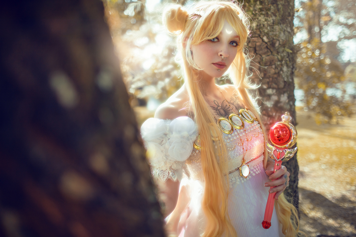 Ensaio cosplay da Serenity do anime Sailor Moon pela cosplayer Mayã Briefs. Ensaio fotográfico feito em Gramado-RS pelo fotógrafo de cosplays Rafael Ohana