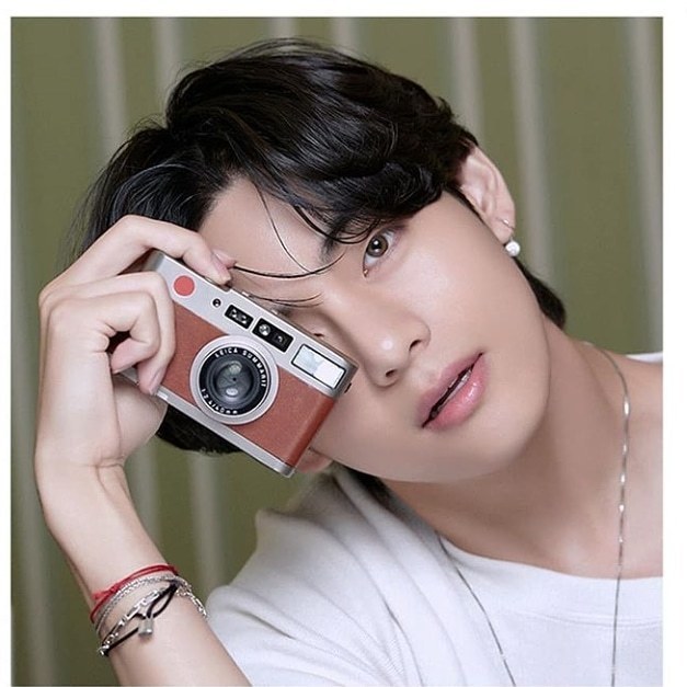 Imagem capa - Bts -Taehyung por Yasmin Souza 