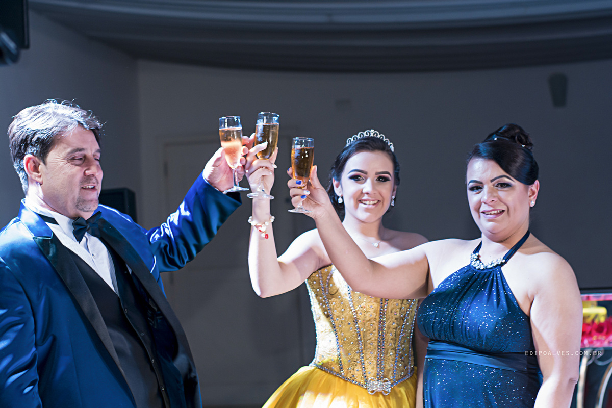 Festa de 15 anos tema bela e a fera