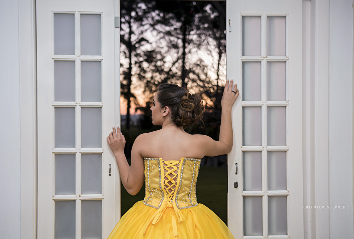 Festa de 15 anos making off vestido amarelo