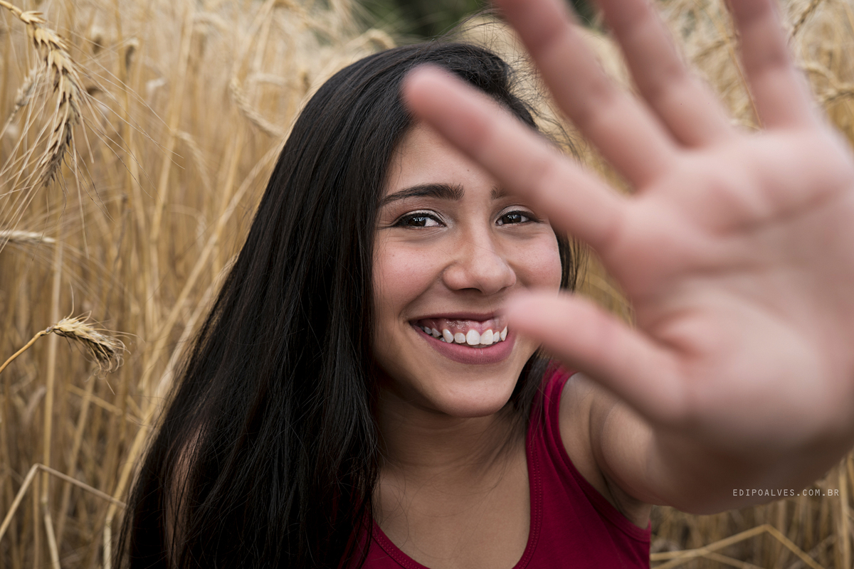 ensaio 15 anos em campo de trigo