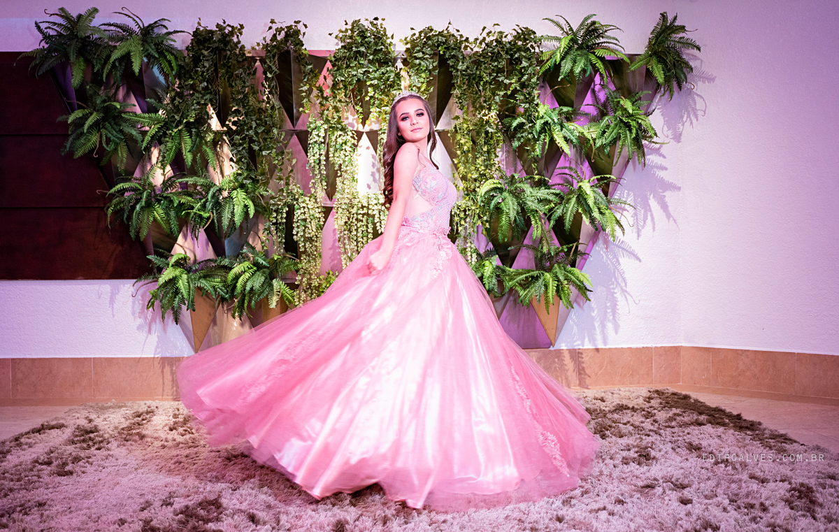 festa de 15 anos, festa salão hannah 15 anos, debutante, vestido princesa, book 15 anos, festa debutante, book fotográfico, vestido 15 anos, fotografo, fotografo fazenda rio grande, fotografo curitiba, fotografo são josé dos pinhais.