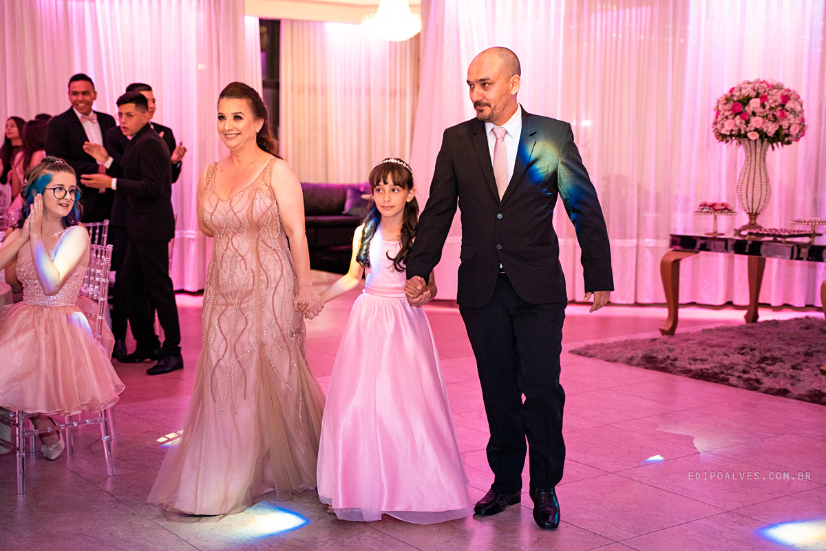 festa de 15 anos, festa salão hannah 15 anos, debutante, vestido princesa, book 15 anos, festa debutante, book fotográfico, vestido 15 anos, fotografo, fotografo fazenda rio grande, fotografo curitiba, fotografo são josé dos pinhais.