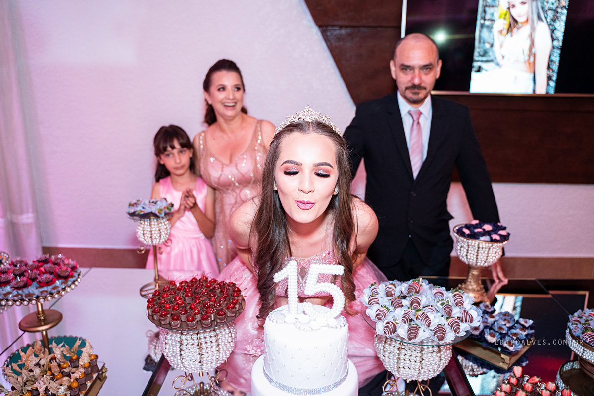 festa de 15 anos, festa salão hannah 15 anos, debutante, vestido princesa, book 15 anos, festa debutante, book fotográfico, vestido 15 anos, fotografo, fotografo fazenda rio grande, fotografo curitiba, fotografo são josé dos pinhais.