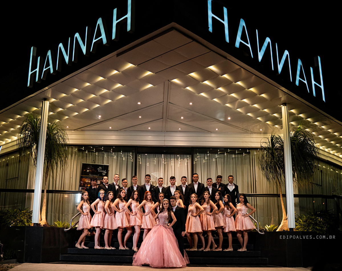 festa de 15 anos, festa salão hannah 15 anos, debutante, vestido princesa, book 15 anos, festa debutante, book fotográfico, vestido 15 anos, fotografo, fotografo fazenda rio grande, fotografo curitiba, fotografo são josé dos pinhais.