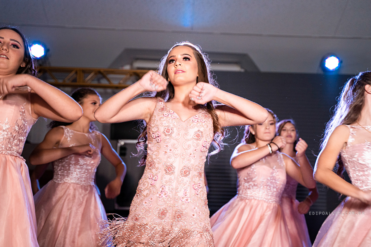 festa de 15 anos, festa salão hannah 15 anos, debutante, vestido princesa, book 15 anos, festa debutante, book fotográfico, vestido 15 anos, fotografo, fotografo fazenda rio grande, fotografo curitiba, fotografo são josé dos pinhais.