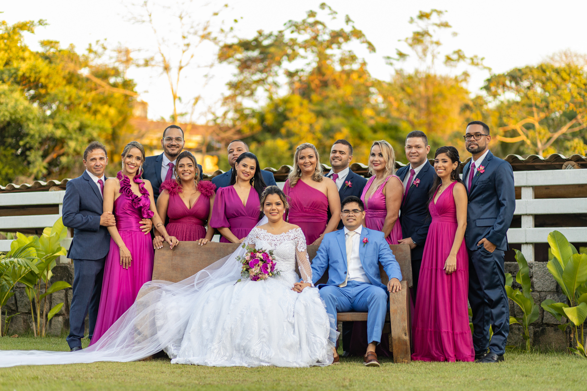Pose dos noivos com os seus padrinhos!

