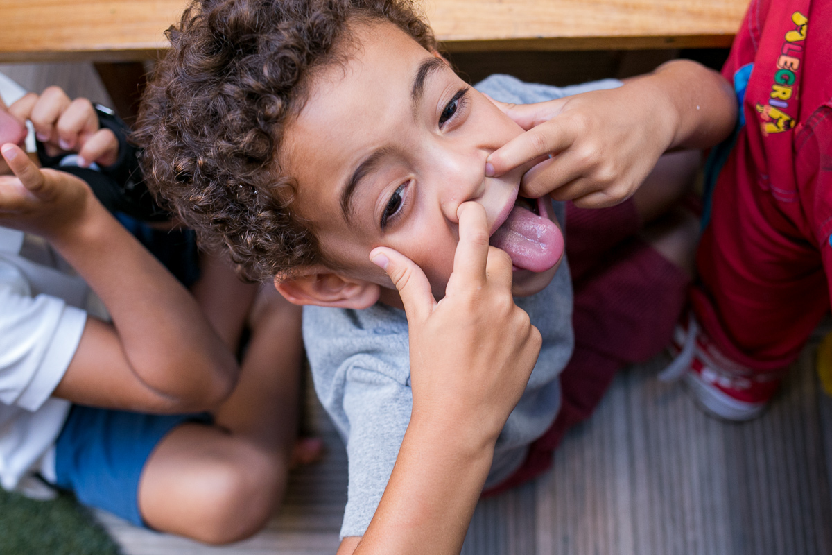 uma careta muito feia!