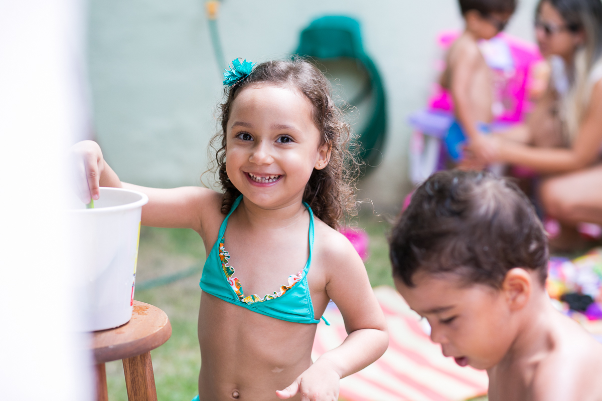 mari fazendo comidinha