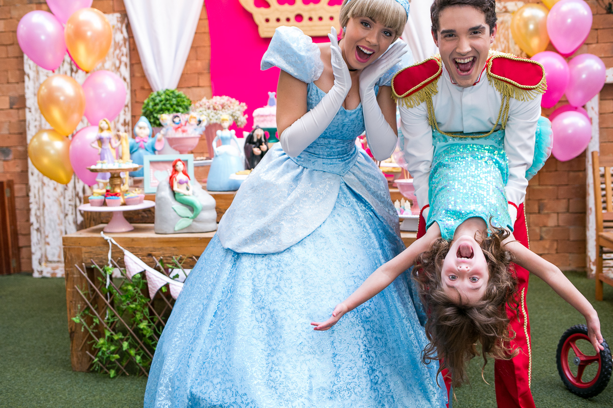 de cabeça pra baixo!