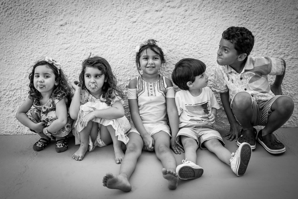 as crianças brincando