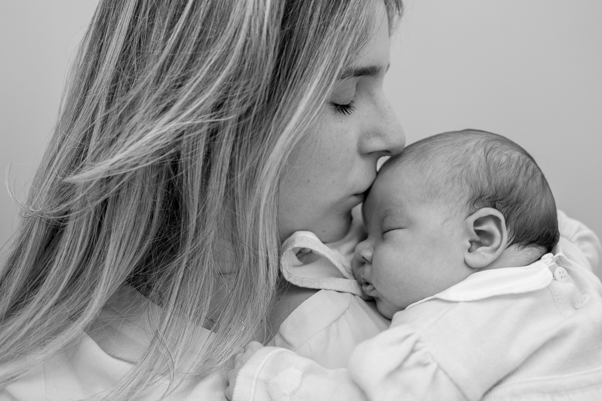 newborn; newborn lifestyle ; baby, bebê, neném; irmãos ; irmão mais velho; fotografia de família; rio de janeiro; família, menina; menino; recém nascido