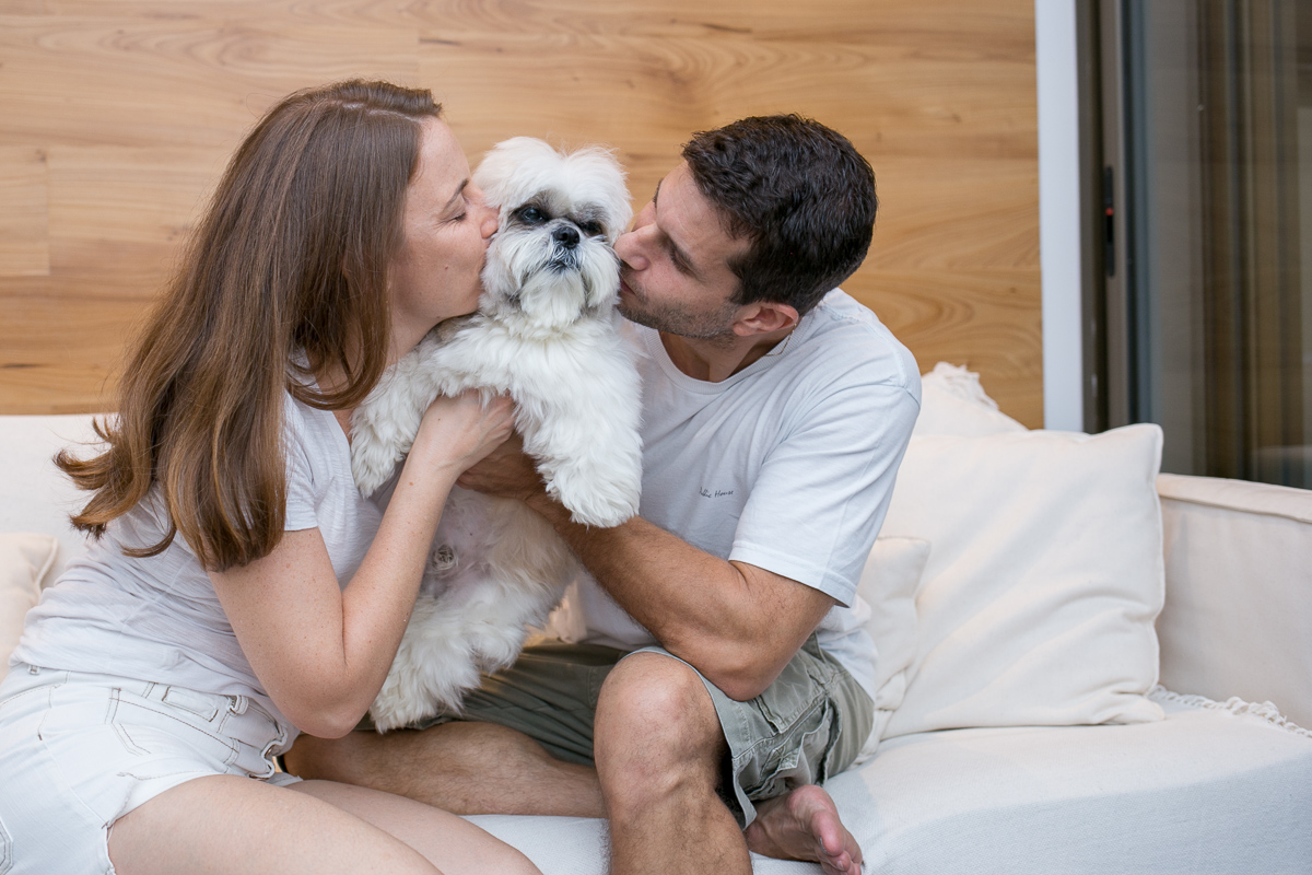 ensaio família, família, rio de janeiro, pet, pet lovers, bagunça, alegria, felicidade, brasil, kids, crianças, água, banho, espuma, farra, de cabeça pra baixo