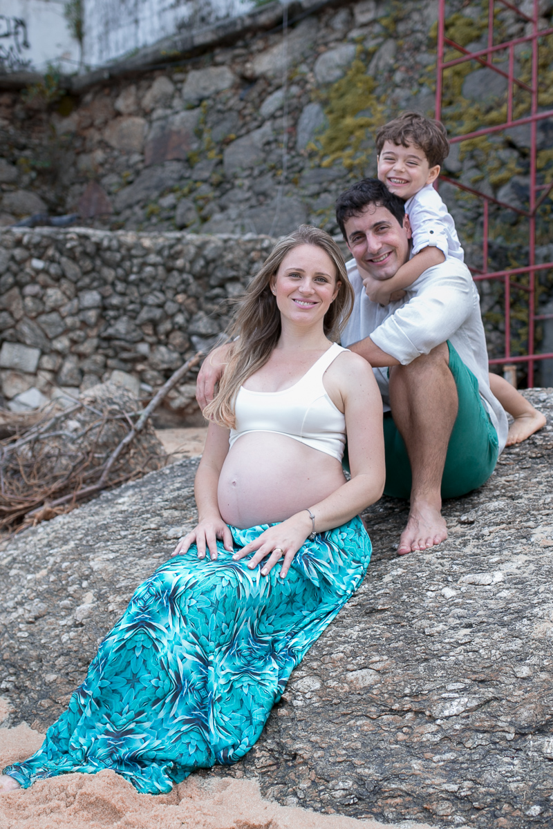 gestante, ensaio gestante, praia, rio de janeiro, família, pais de dois, irmãos, diversão, alegria, bagunça, amor, amor de mãe, mãe, gestando, pregnant, baby, babe, kids, crianças, cristo redentor, urca