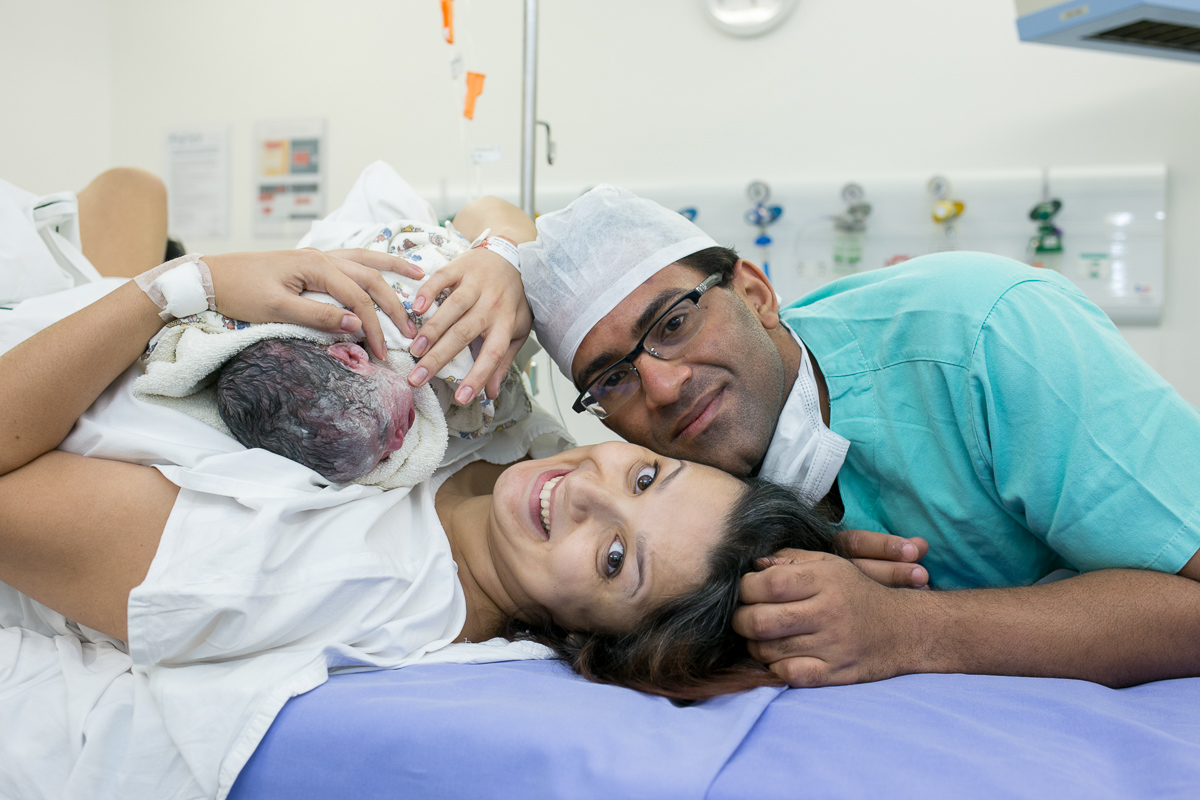 fotografia de parto, parto normal, casa de saúde são josé, humaitá, rio de janeiro, dor, emoção, amor, família, newborn, bebe, neném, nascimento, ajuda, carinho, medicina, cuidado, birth photography,