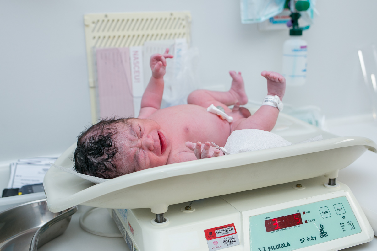 parto, nascimento, vida, baby, nené, recém nascido, pais, mãe, filho, pai, família, amigos, espera, a hora da chegada, hospital, perinatal, rio de janeiro, fotografia de amor, fotografia de família, newborn, cesár