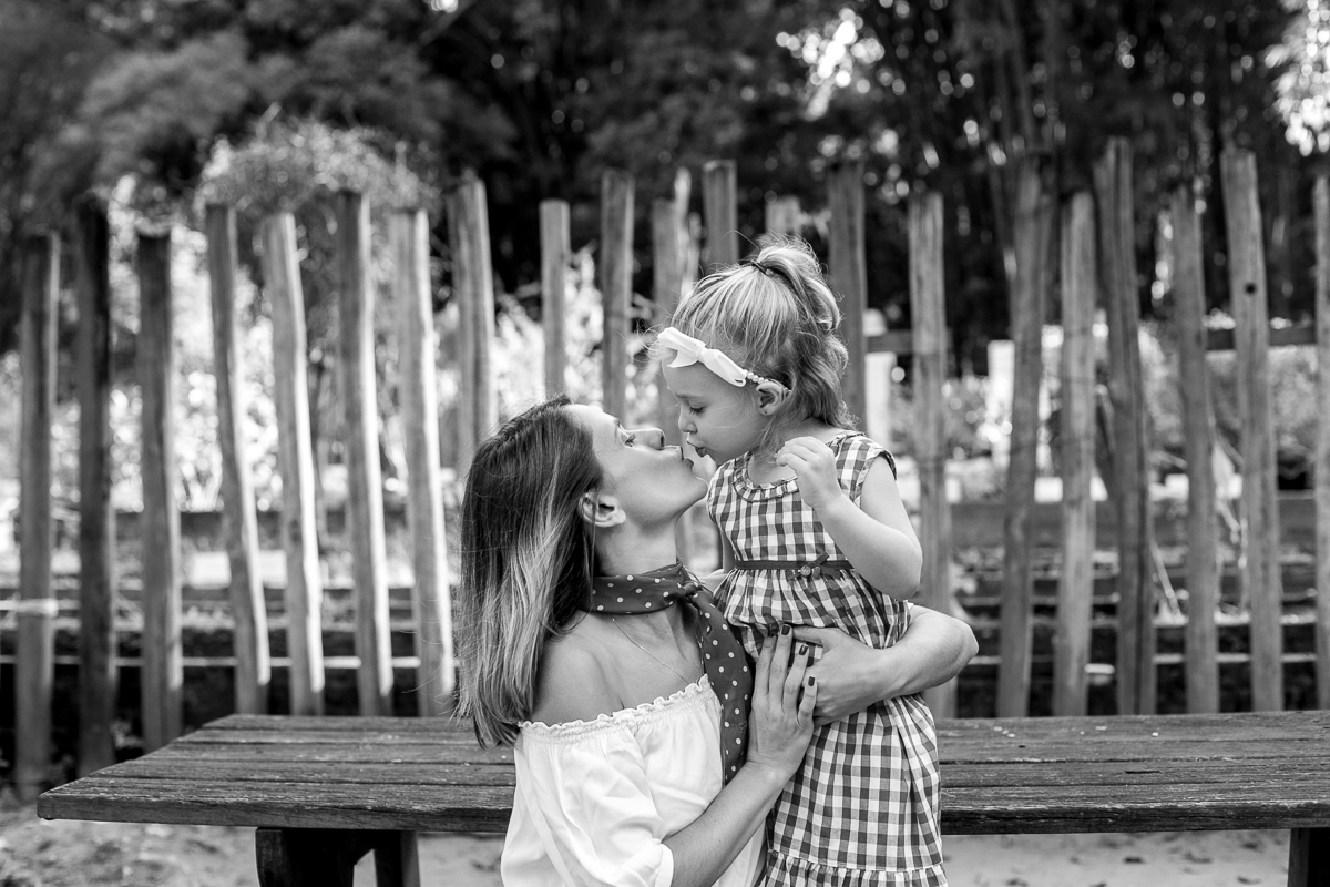 tal mãe tal filha, ensaio, mãe, mãe de menina, amor, família, amor materno, amor de mãe, dia das mães, fotografia de amor, fotografia de família, filhos, bagunça, alegria, amor, paixão, maior 