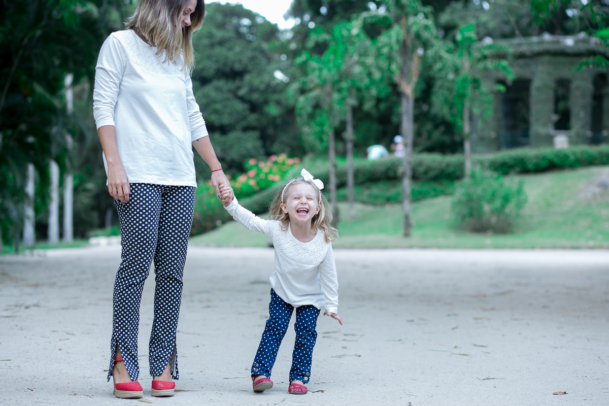 tal mãe tal filha, ensaio, mãe, mãe de menina, amor, família, amor materno, amor de mãe, dia das mães, fotografia de amor, fotografia de família, filhos, bagunça, alegria, amor, paixão, maior 