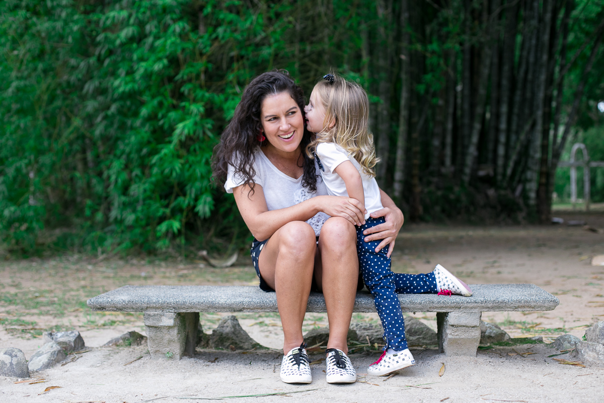 tal mãe, tal filha, ensaio infantil, ensaio família, mãe, amor, bagunça, crianças, alegria, farra, diversão, rio de janeiro, foto mãe e filha, lindas, sorriso, fotografia de amor, dia das mães