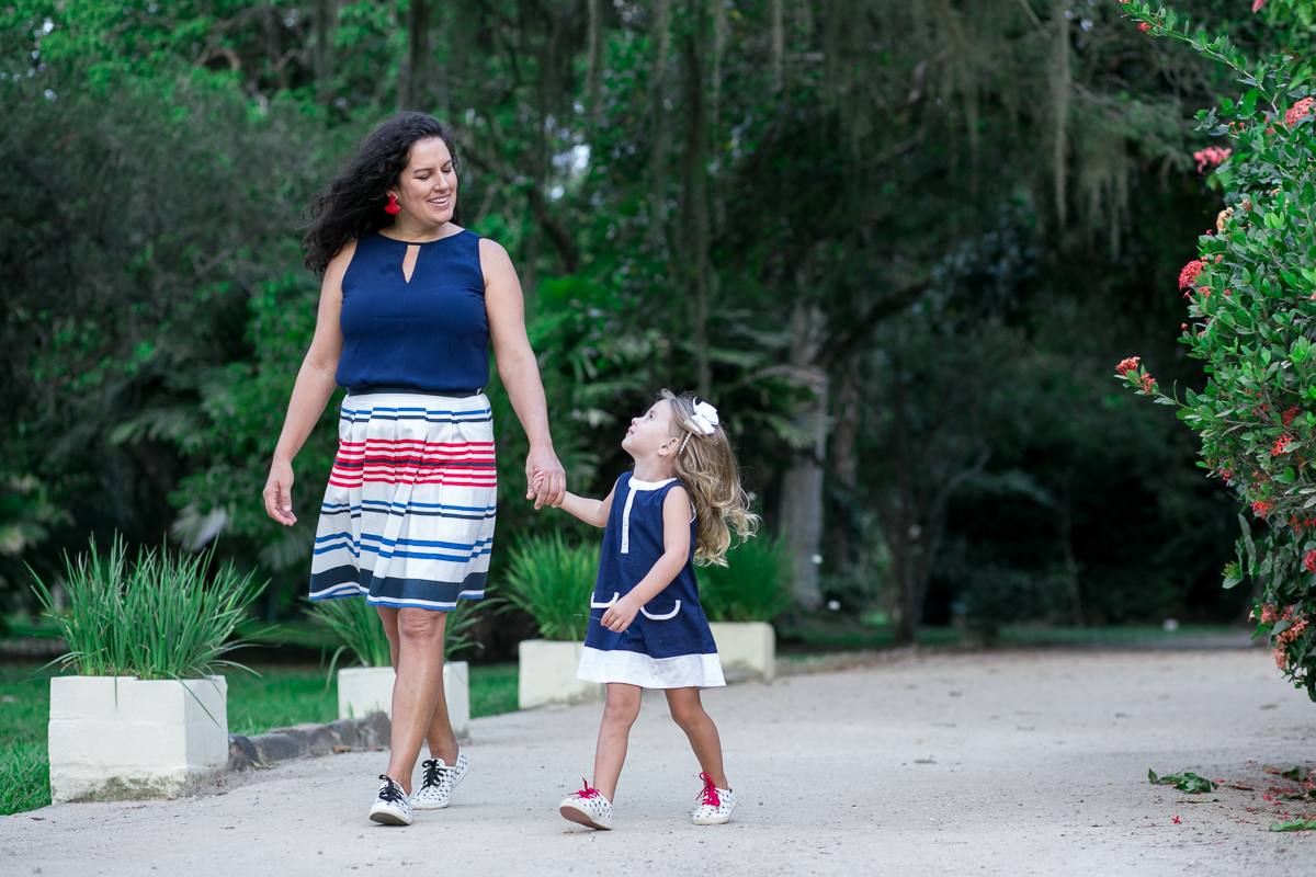 tal mãe, tal filha, ensaio infantil, ensaio família, mãe, amor, bagunça, crianças, alegria, farra, diversão, rio de janeiro, foto mãe e filha, lindas, sorriso, fotografia de amor, dia das mães