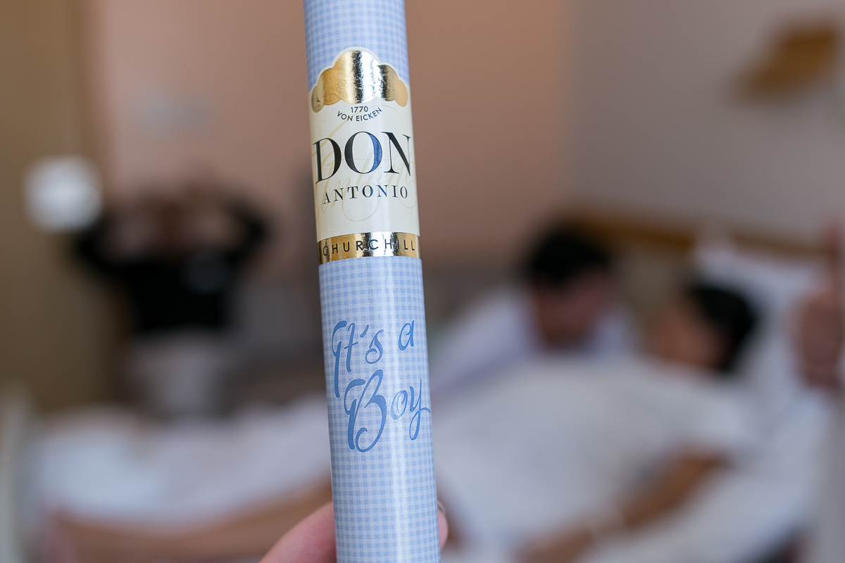 fotografia de parto, fotógrafa de parto, birth photographer, birth photography, cesarean, mãe, pai, família, amigos, casa de saúde são josé, rio de janeiro, maternidade, gestação, últimos minu