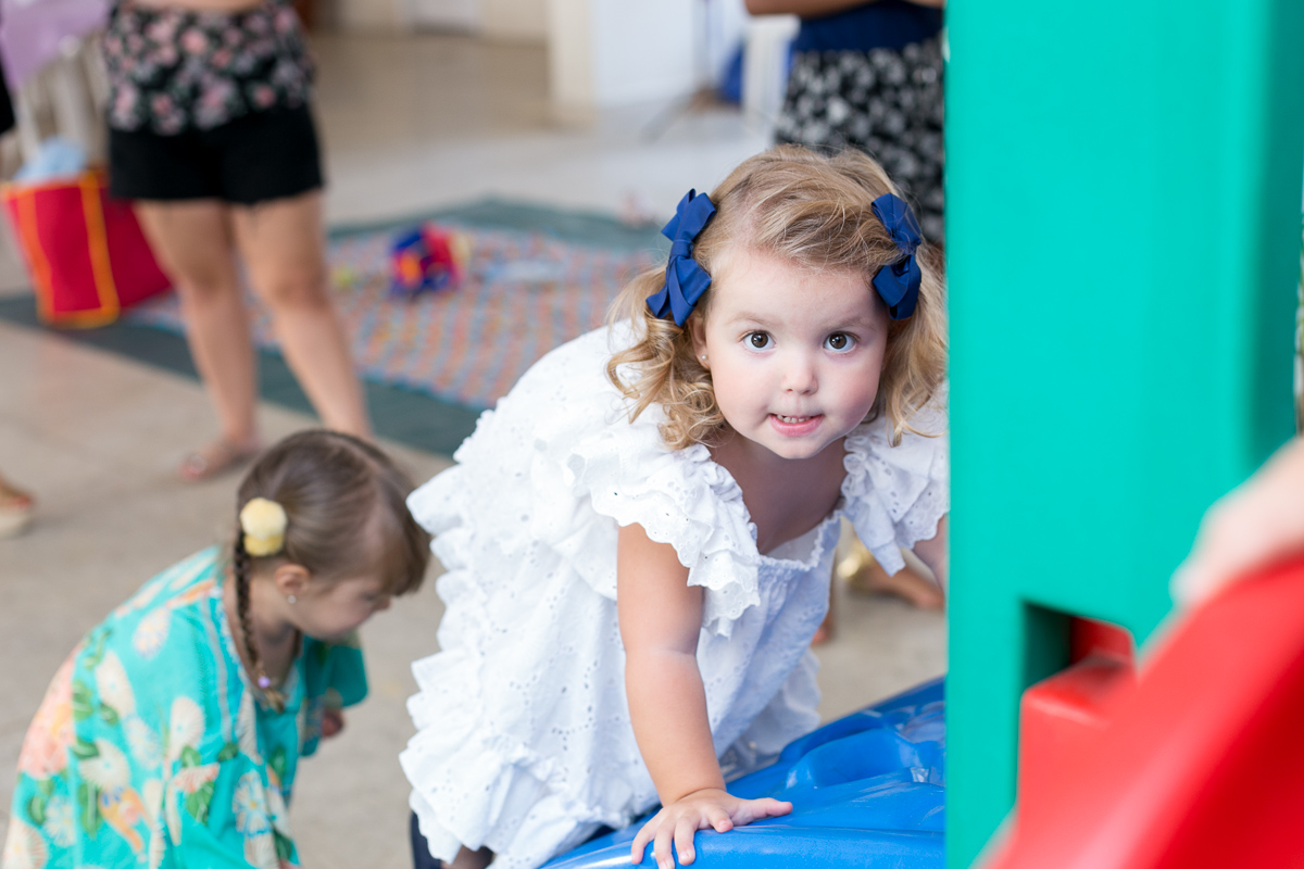 decoração, festa de menina, mundo cor de rosa, paper doll, parabéns, três anos, amigos, família, amor, felicidade, bagunça, circo, pintura, cowboy, parabéns, bolo, bonecas