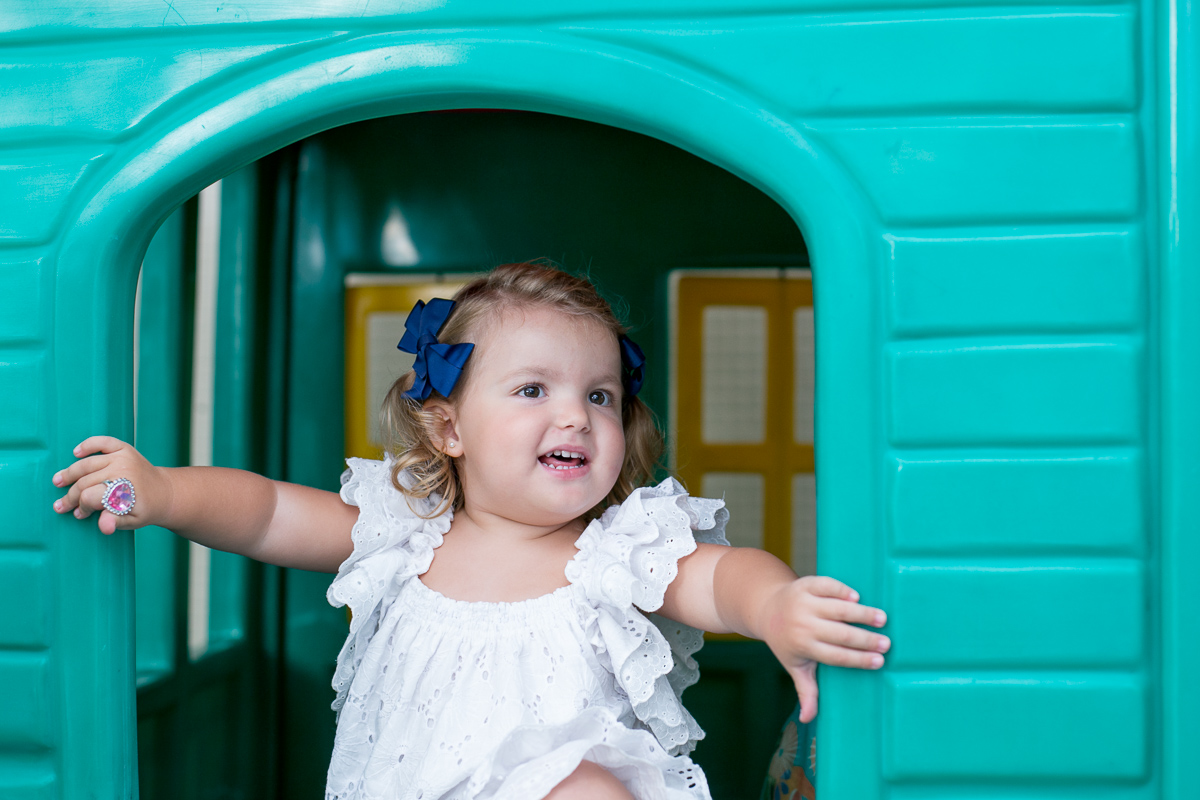 decoração, festa de menina, mundo cor de rosa, paper doll, parabéns, três anos, amigos, família, amor, felicidade, bagunça, circo, pintura, cowboy, parabéns, bolo, bonecas