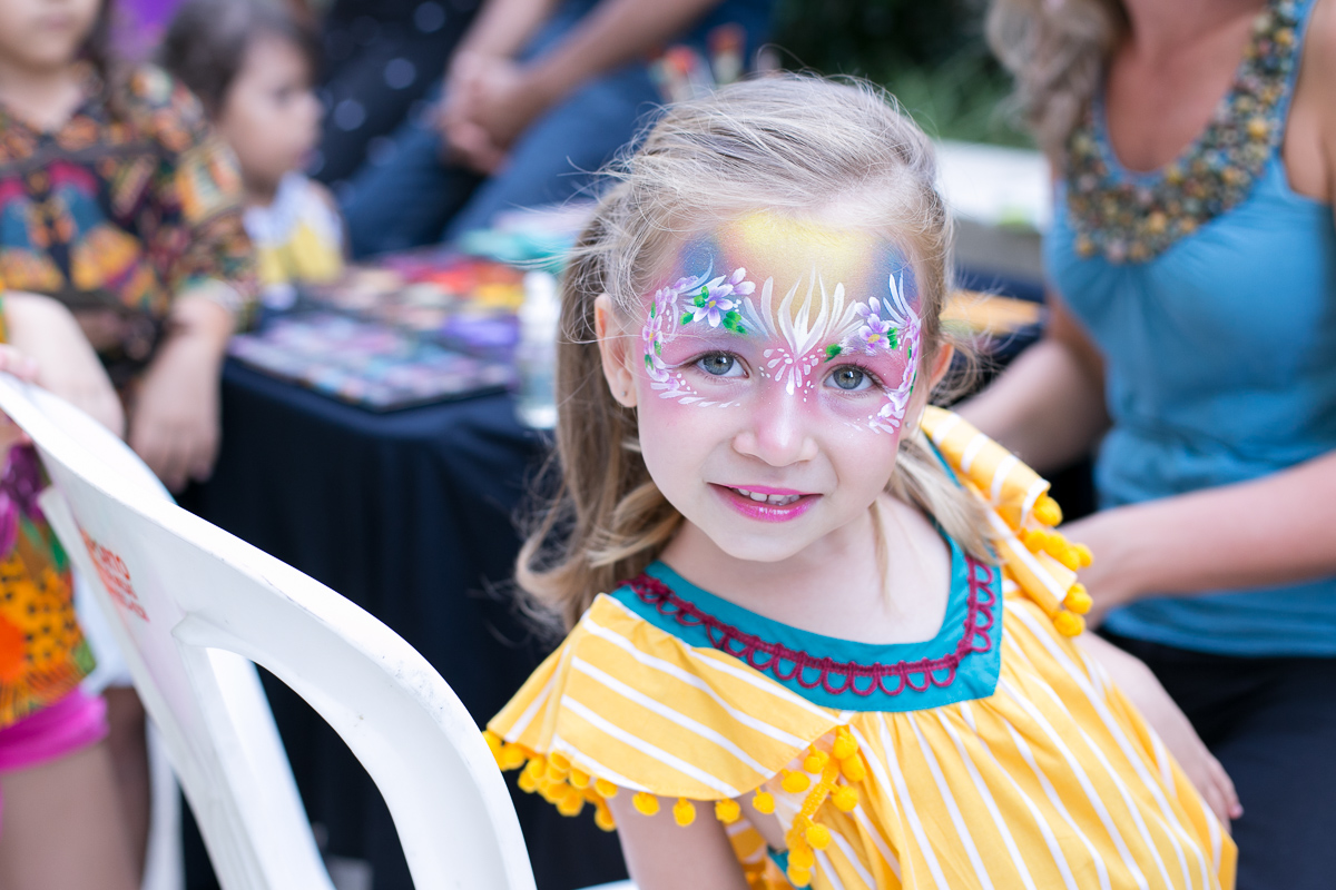 decoração, festa de menina, mundo cor de rosa, paper doll, parabéns, três anos, amigos, família, amor, felicidade, bagunça, circo, pintura, cowboy, parabéns, bolo, bonecas