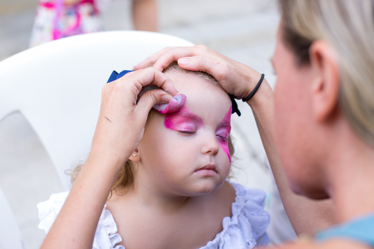 decoração, festa de menina, mundo cor de rosa, paper doll, parabéns, três anos, amigos, família, amor, felicidade, bagunça, circo, pintura, cowboy, parabéns, bolo, bonecas