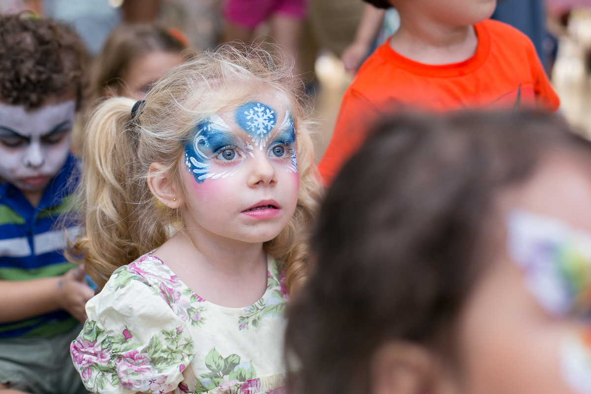 decoração, festa de menina, mundo cor de rosa, paper doll, parabéns, três anos, amigos, família, amor, felicidade, bagunça, circo, pintura, cowboy, parabéns, bolo, bonecas