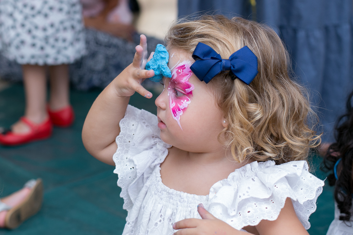 decoração, festa de menina, mundo cor de rosa, paper doll, parabéns, três anos, amigos, família, amor, felicidade, bagunça, circo, pintura, cowboy, parabéns, bolo, bonecas
