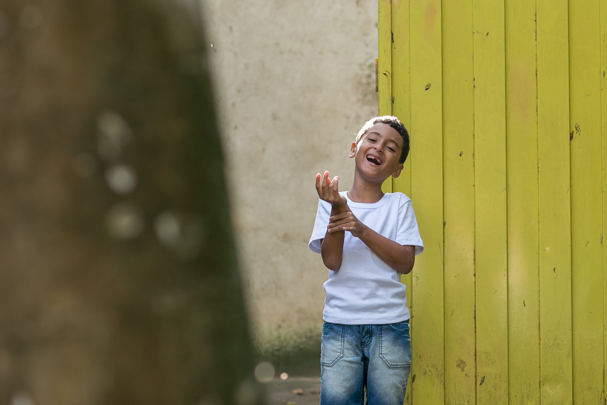 ensaio família, fotografia de família, fotografia de amor, mãe e filho, urca, rio de janeiro, bagunça, sorriso, diversão, mar, sol