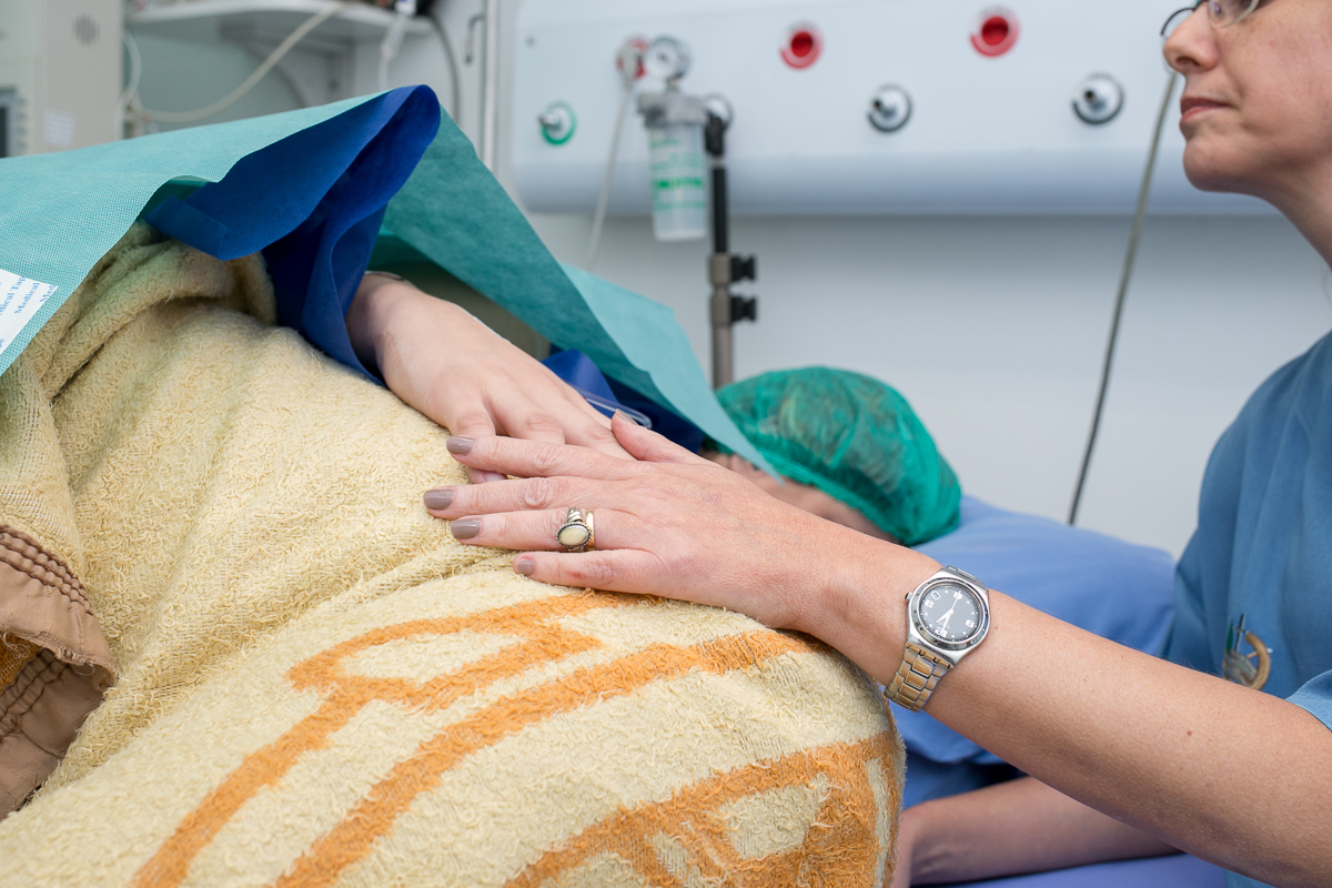 parto normal, fotografia de parto, birth photography, born, baby, mãe, fotografia de amor, família, nascimento