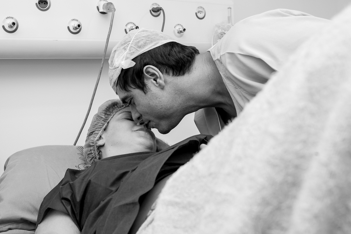 parto normal, fotografia de parto, birth photography, born, baby, mãe, fotografia de amor, família, nascimento