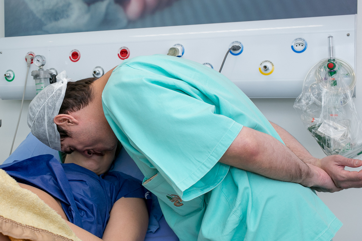 parto normal, fotografia de parto, birth photography, born, baby, mãe, fotografia de amor, família, nascimento