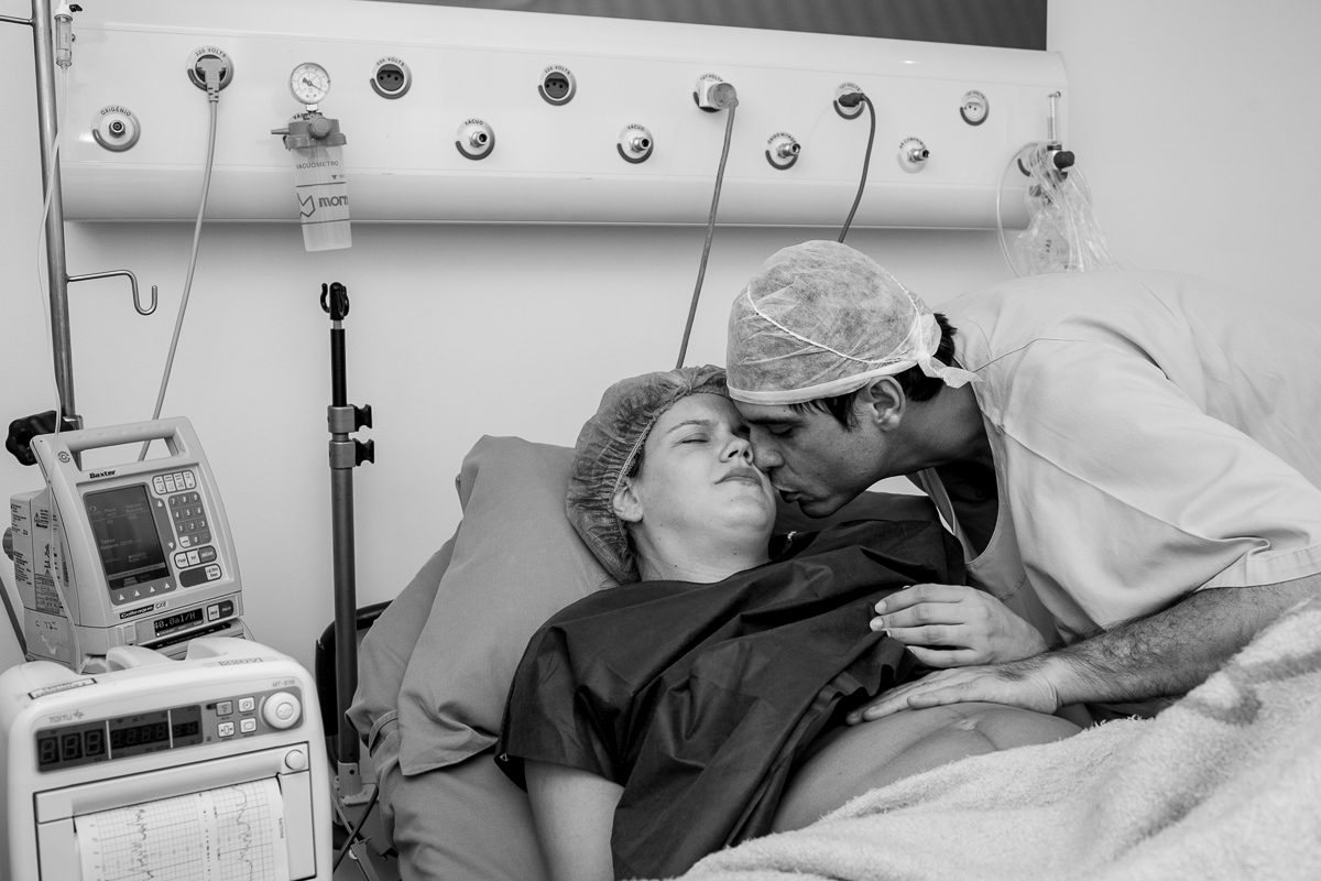 parto normal, fotografia de parto, birth photography, born, baby, mãe, fotografia de amor, família, nascimento