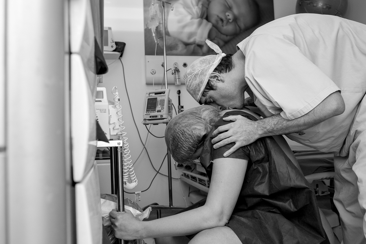 parto normal, fotografia de parto, birth photography, born, baby, mãe, fotografia de amor, família, nascimento