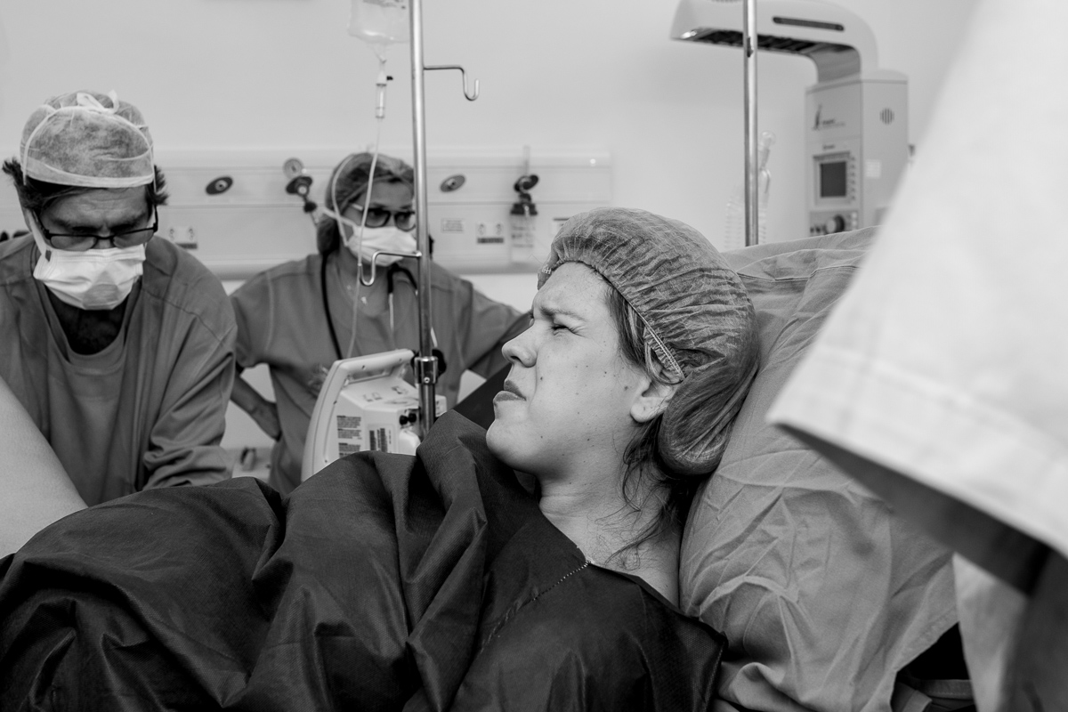 parto normal, fotografia de parto, birth photography, born, baby, mãe, fotografia de amor, família, nascimento