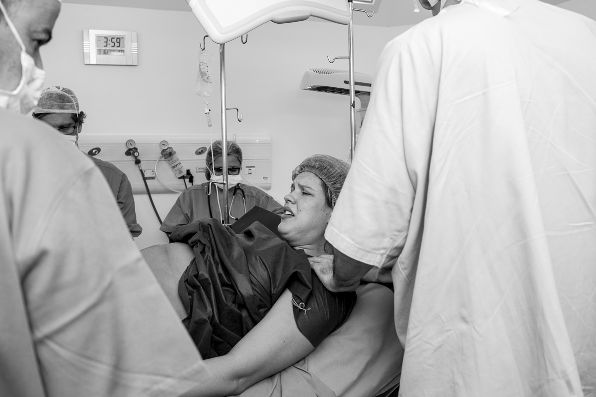 parto normal, fotografia de parto, birth photography, born, baby, mãe, fotografia de amor, família, nascimento