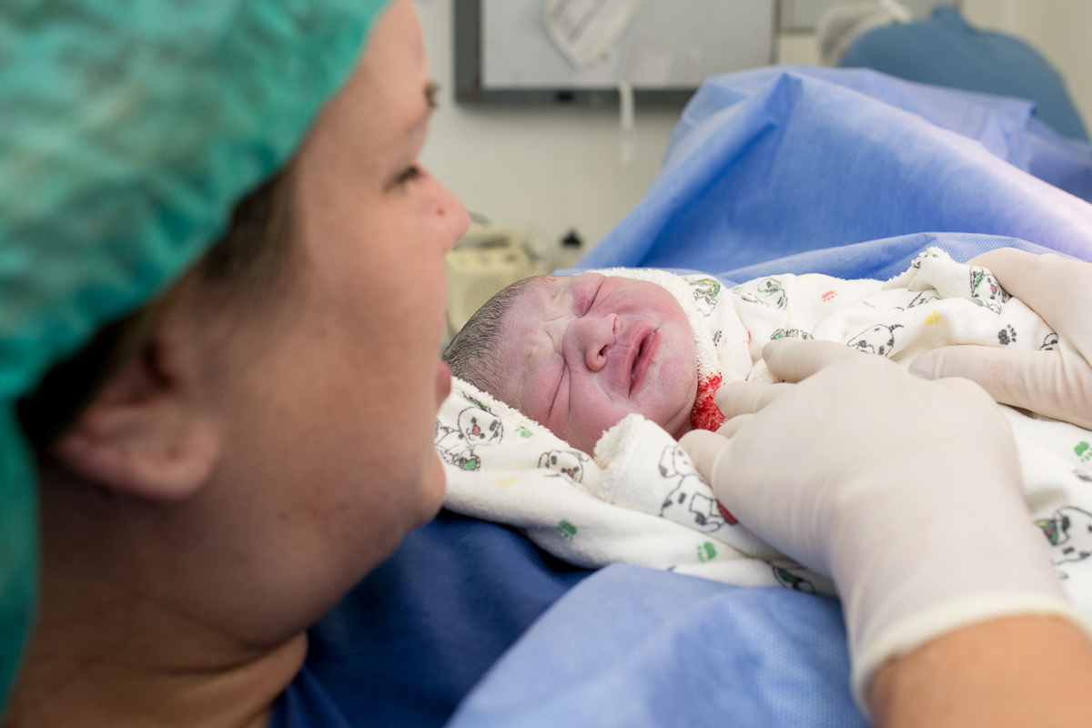 parto normal, fotografia de parto, birth photography, born, baby, mãe, fotografia de amor, família, nascimento