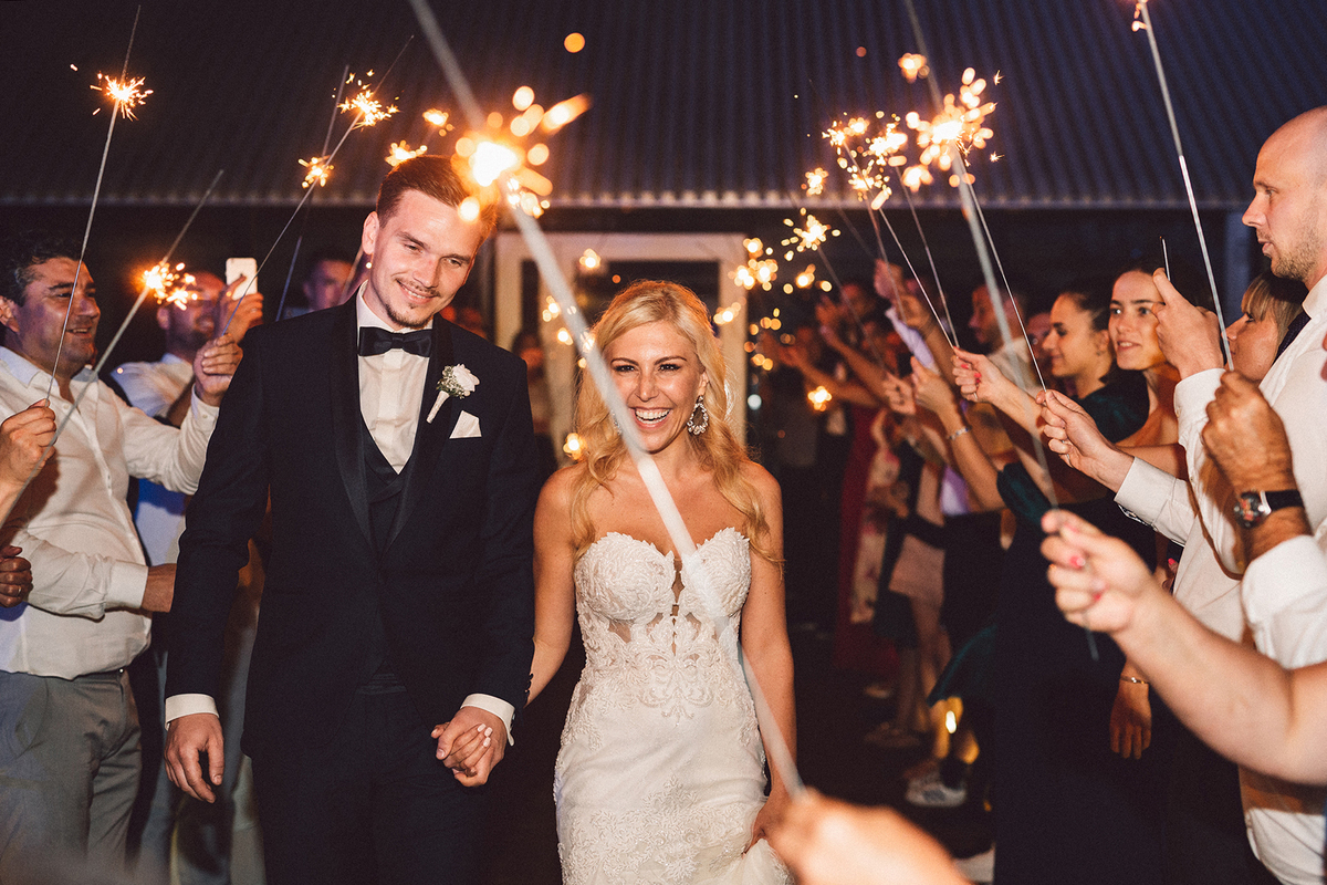 noivo ; casamento; guimarães; vila marita; sessao ; love ; wedding; corte do bolo; sparkles