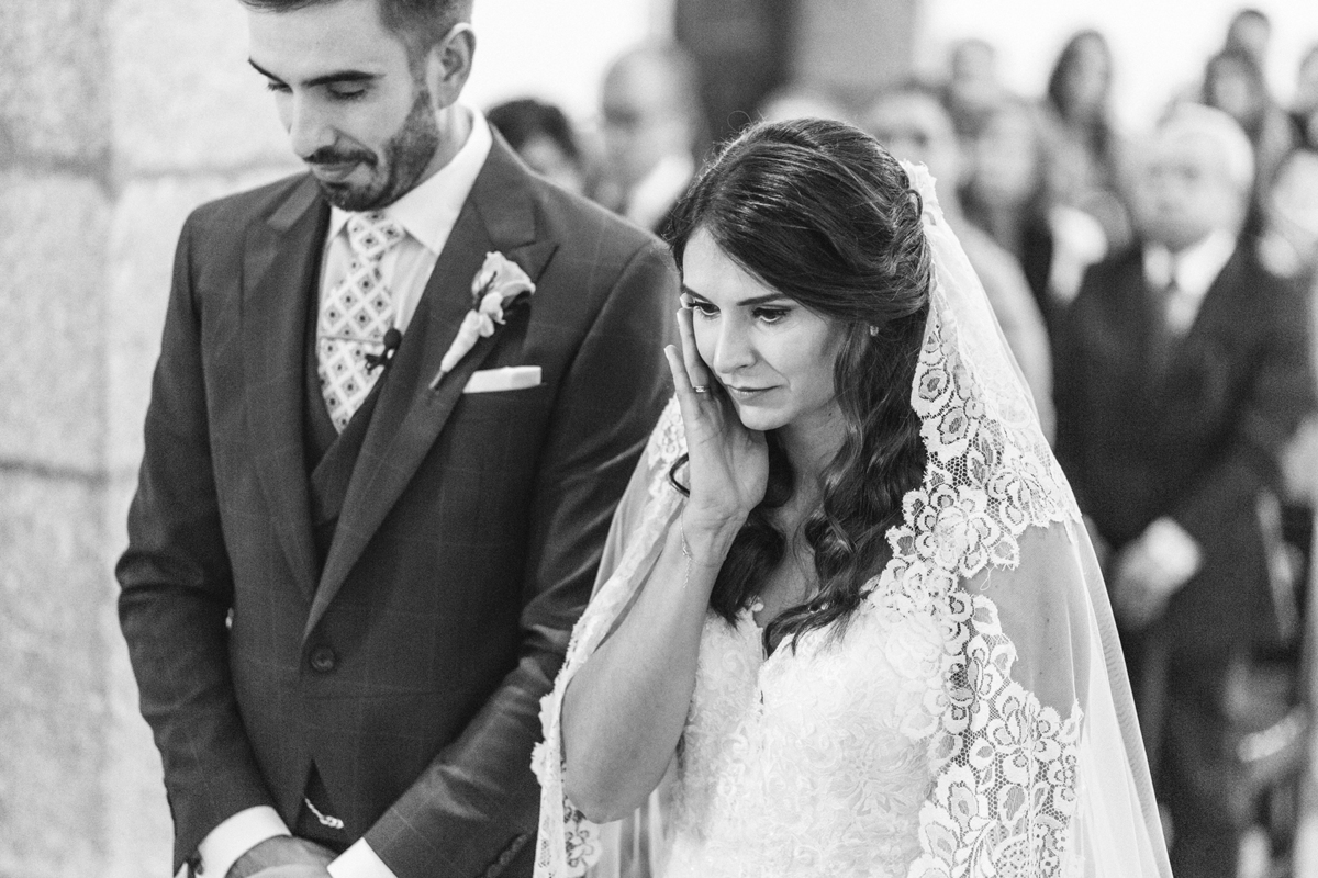 noivos; casamento; marco de canaveses; quinta redolho de cima; lousada; wedding; cerimónia; igreja; emoção;