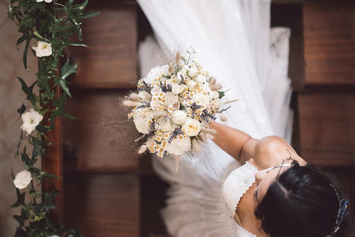 noiva; casamento; penafiel; quinta vale de campos; wedding; ramo; flores; bouquet