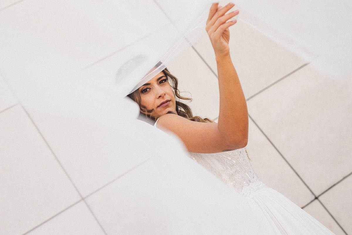 noiva; casamento; felgueiras; casa de anciães; wedding; flores: bouquet: ramo; véu