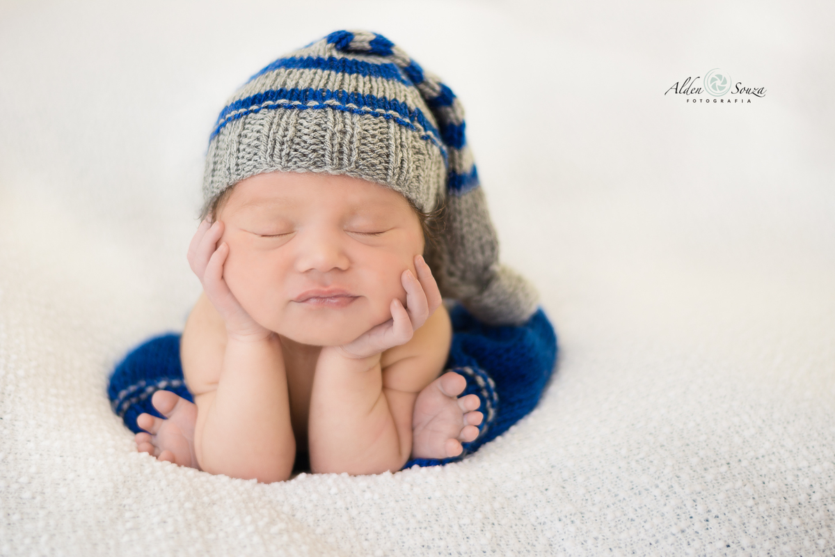 Posição do sapinho newborn, tem que ser feito com segurança