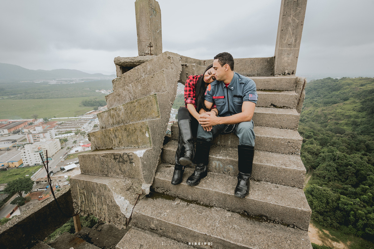 bombeiro civil e sua noiva